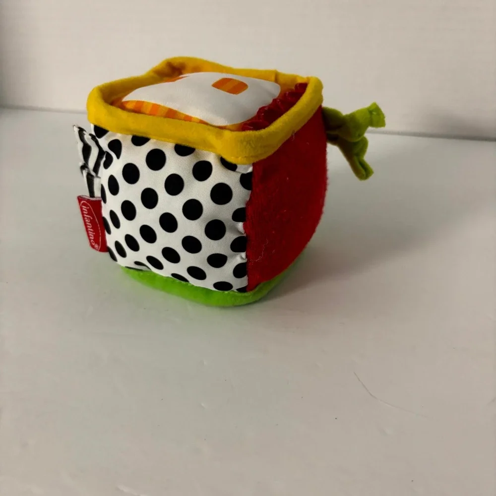 Infantino Soft Activity Block Baby Sensory Plush Toy Letter A Alligator Cube